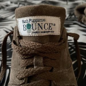 Hush Puppies Bounce Woman’s Sneakers ~ Size 5W ~ Tan Suede with Tan Rubber Sole